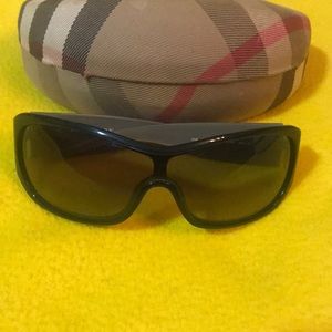 Authentic Blue Burberry Sunglasses